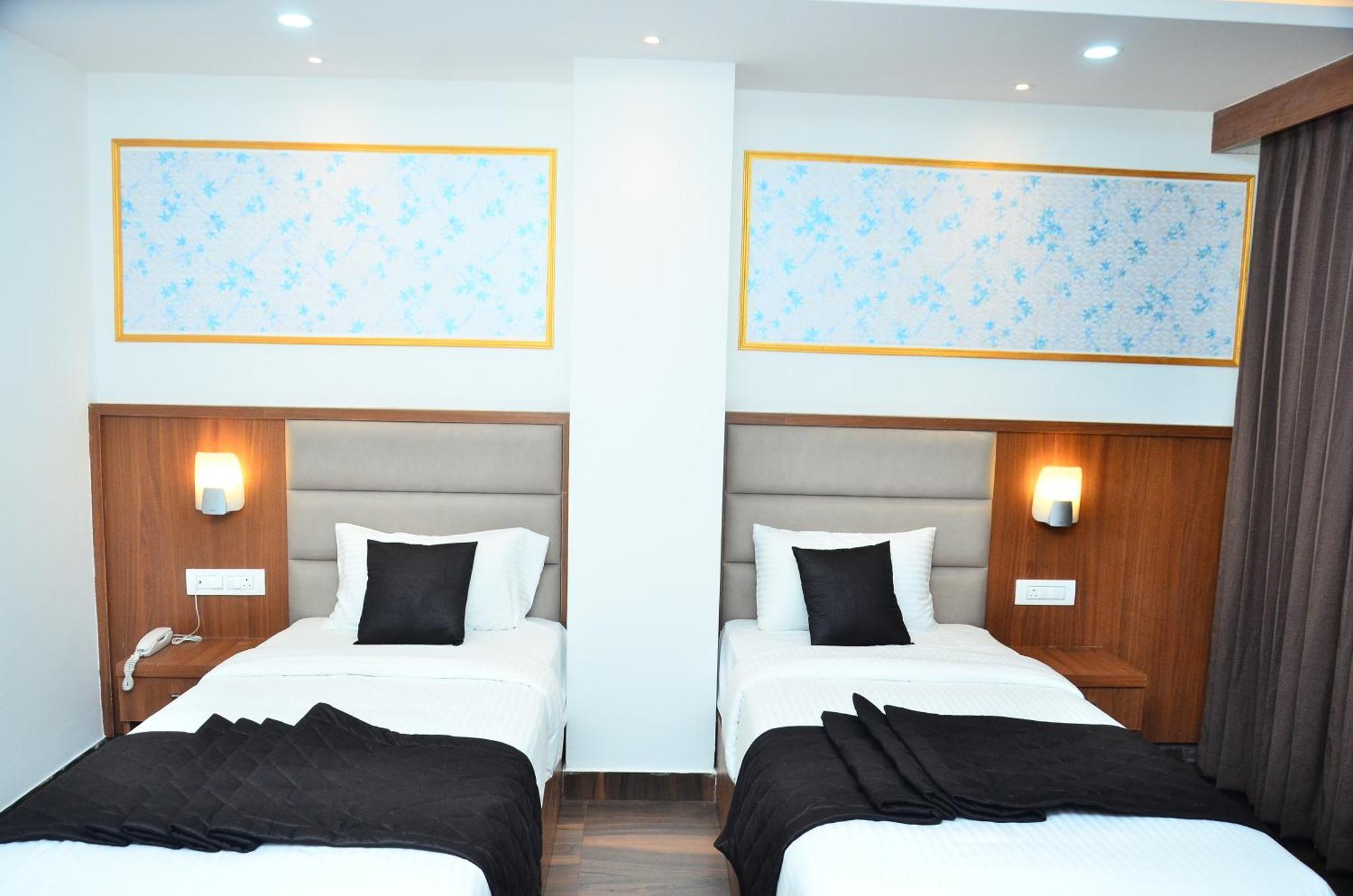 Hotel Eyrie Nest Bangalore Exterior photo